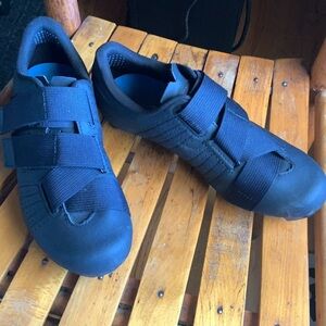 Men's Black Velcro Athletic Cycling Shoes